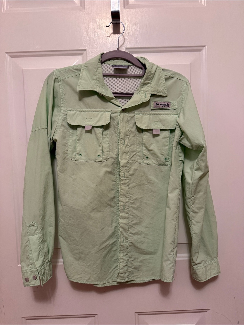 Columbia PFG Light Green youth large Lightweight fishing shirt